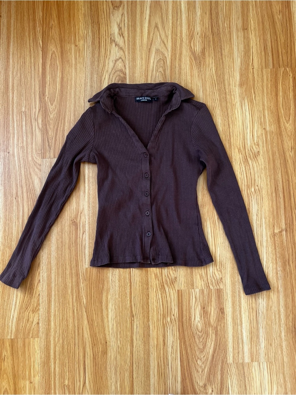 Brave Soul Women's Ribbed Button-Down Long Sleeve Top - Brown
